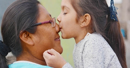 Una madre con su hija. 